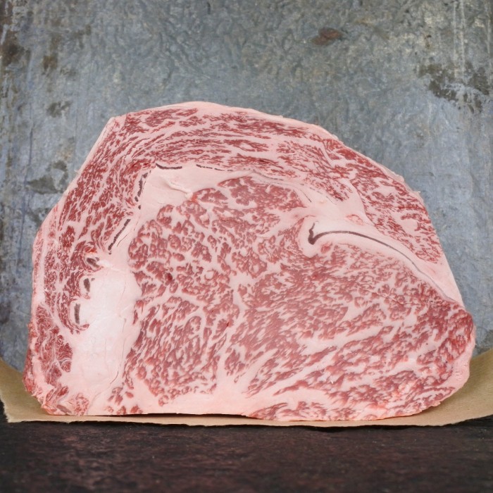 Japans Wagyu ribeye Kagoshima A5+ BMS12