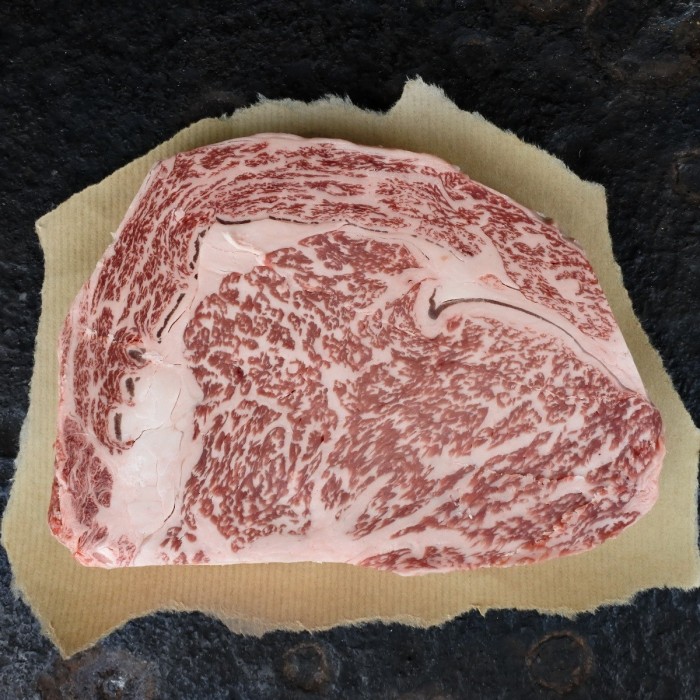 Japans Wagyu ribeye Kagoshima A5+ BMS12