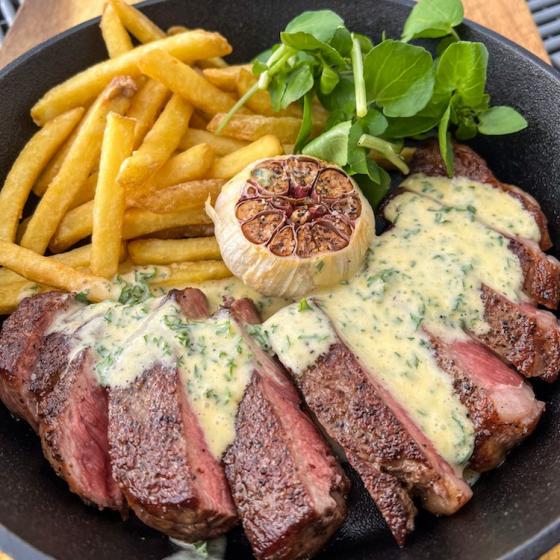 Steak frites met Bearnaise saus